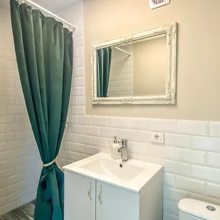 Akropolis Studio1 *